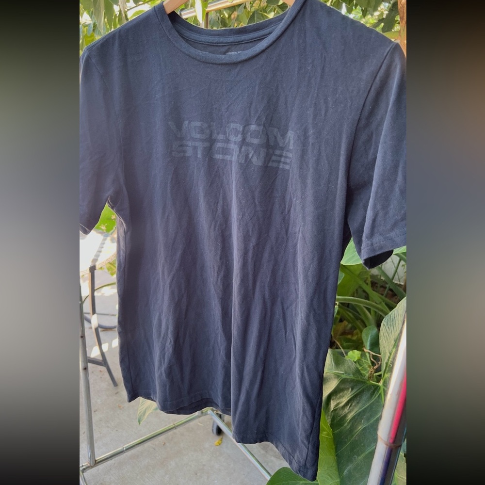 Volcom Men's Dark Gray Tee